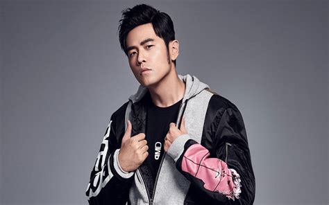 Category:Chinese male singers .